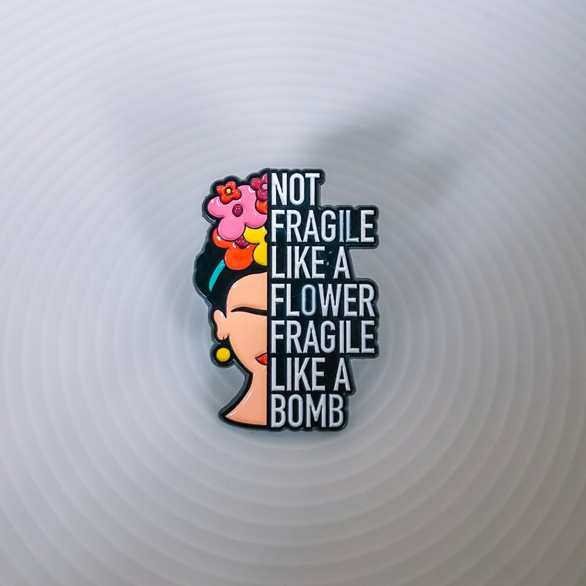 Pin Fragile