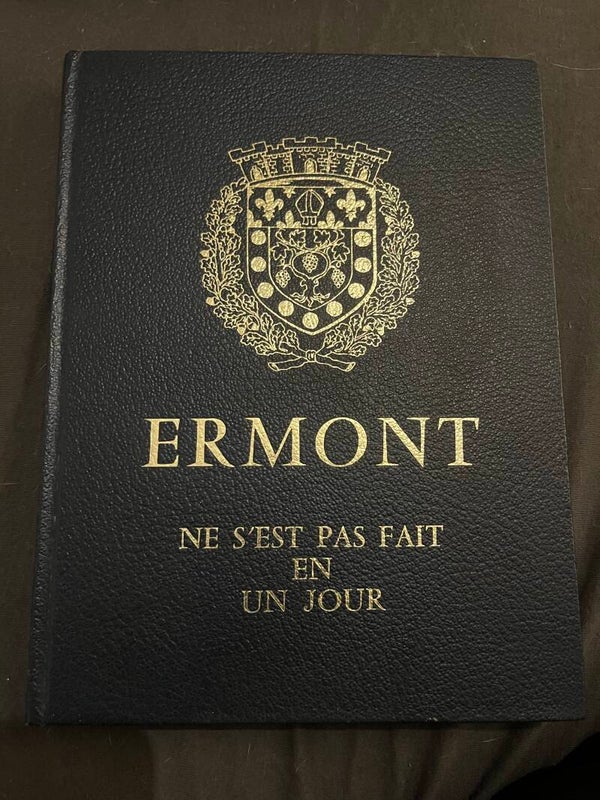 Livre Rare Ermont ne s’est pas fait en Un jour Éditeur Société Épure 1977 reliure cuir
