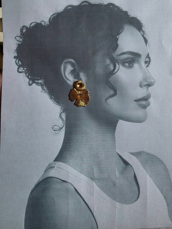 Boucles d'Oreilles Fleur Sculpturale
