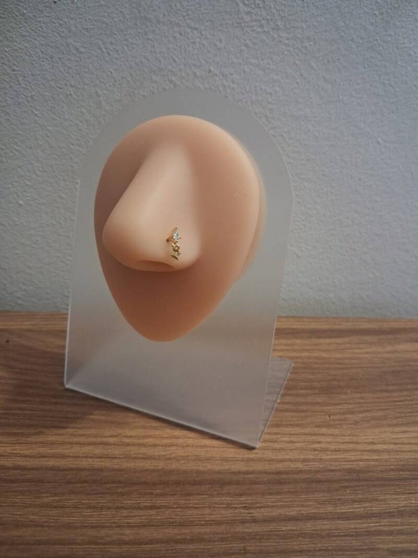 Piercing de Nez Lumina