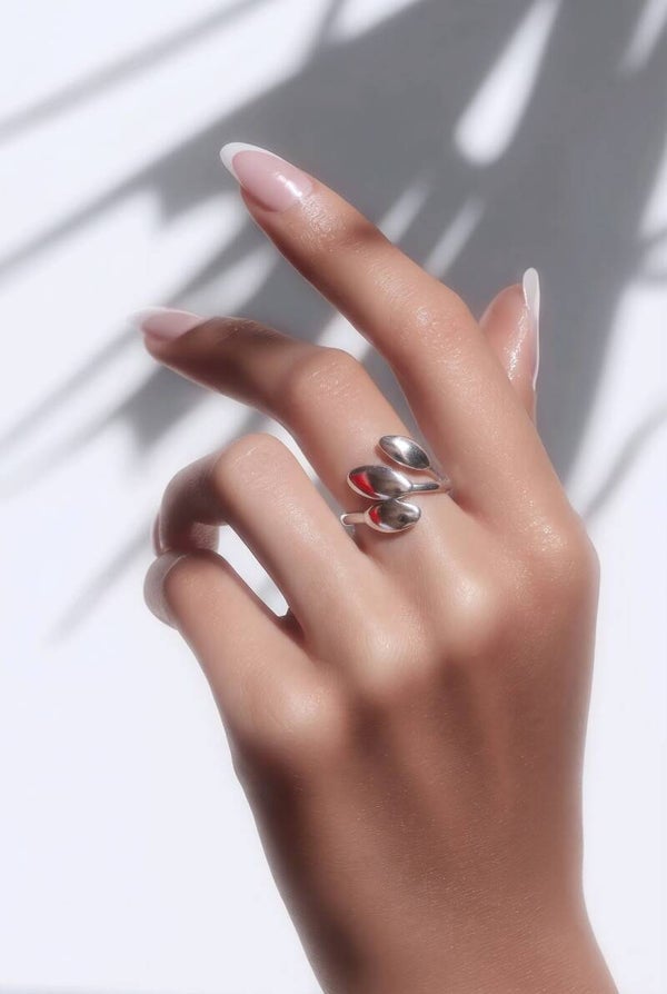 Bague Trio de Pétales Argentée