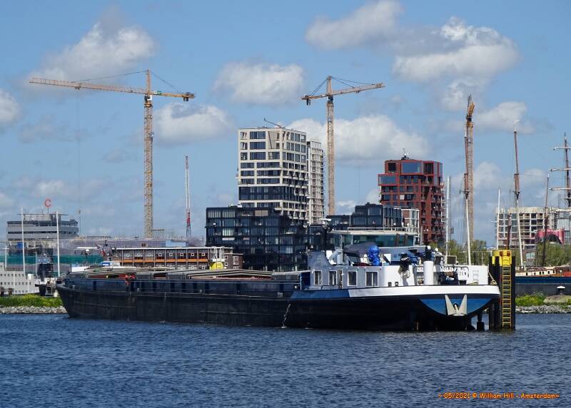 DINERO and more new constructions under construction