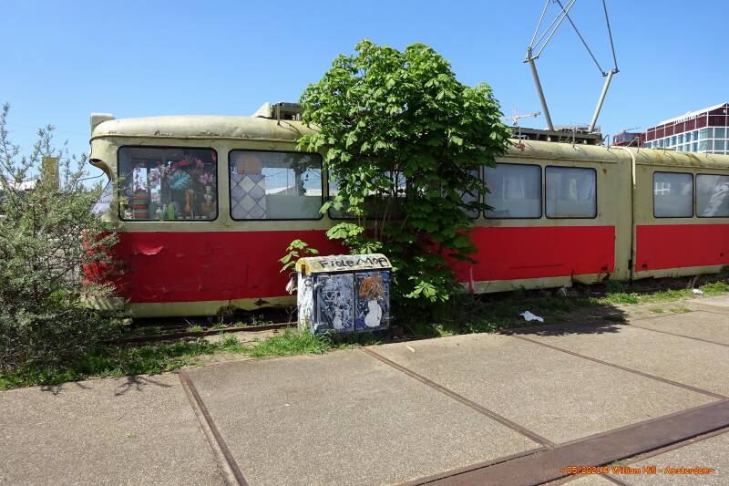  It's a pity that they don't fix the underlay first