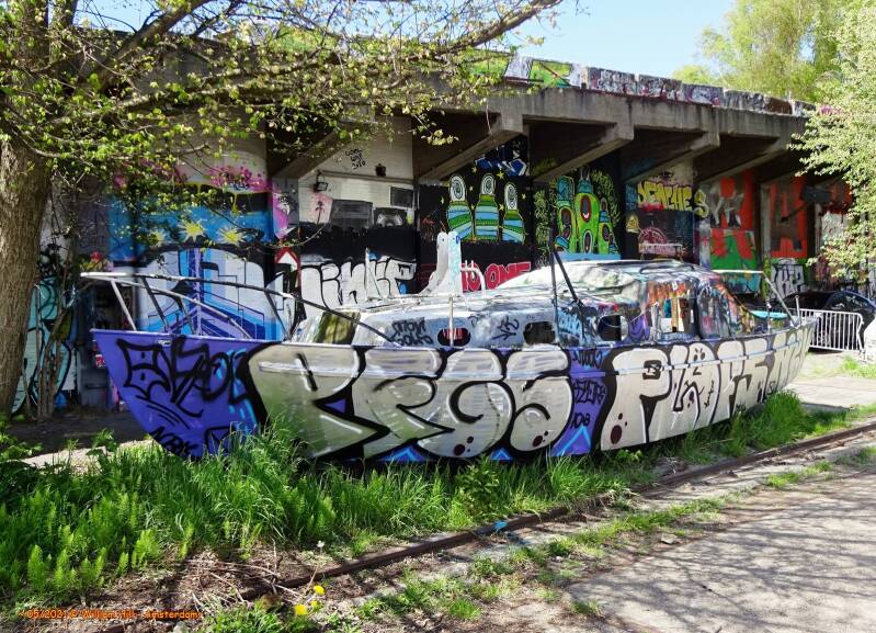 yeah.., they really like paint, pfff