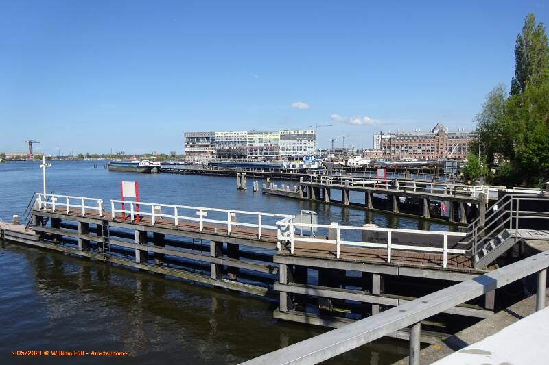 from the bridge, looking over Oude Houthaven, Silodam, IJ