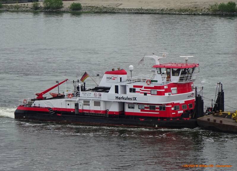 pushboat HERKULES  IX