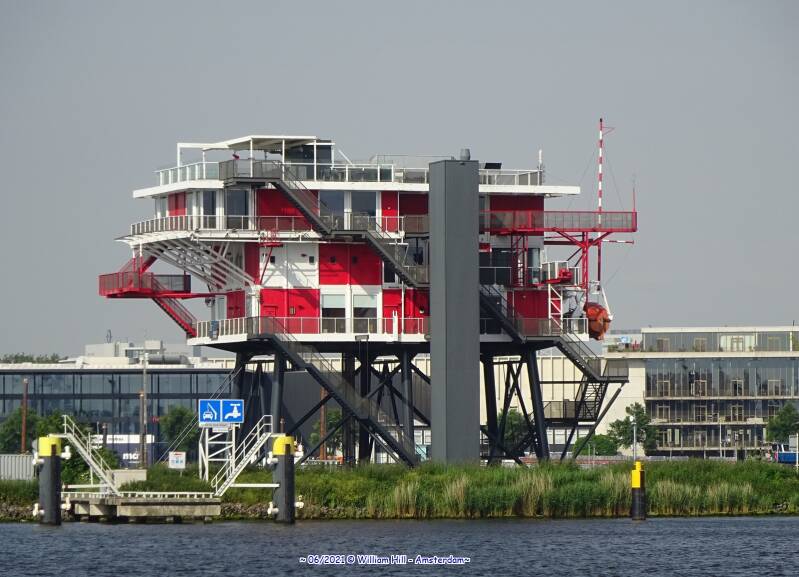 at Haparandadam, another ex-piratestation the REM-island / TV-Noordzee (1964), nowadays it&#039;s a restaurant