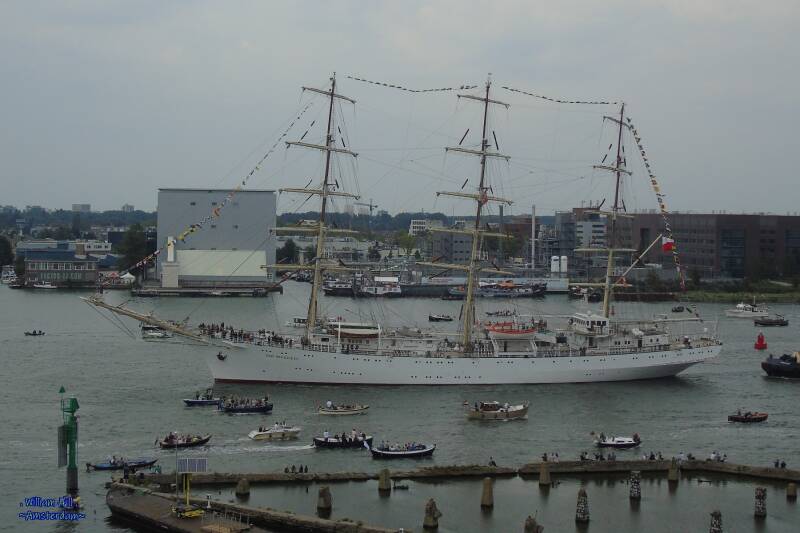 &#039;Dar Mlodziezy&#039;  (Poland)