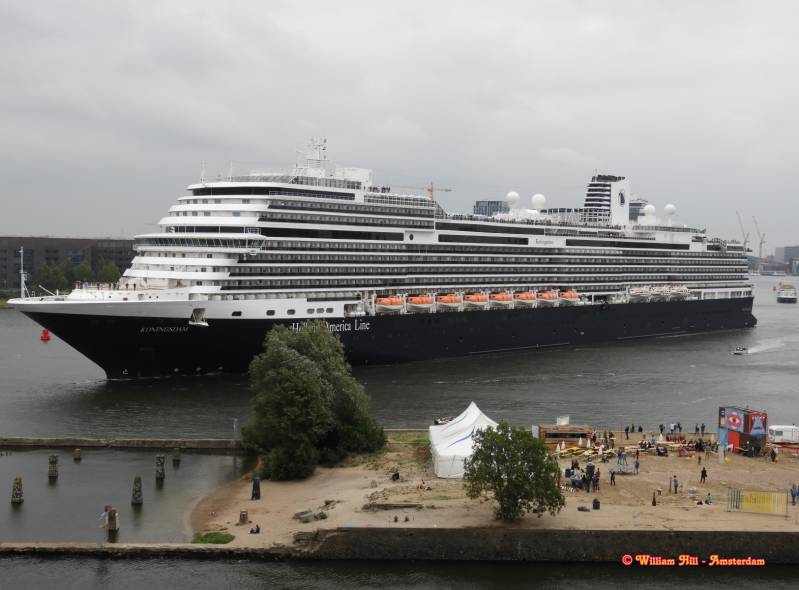 'Koningsdam' (297x38m) 
