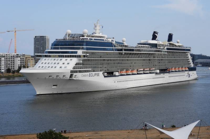Celebrity Eclipse 