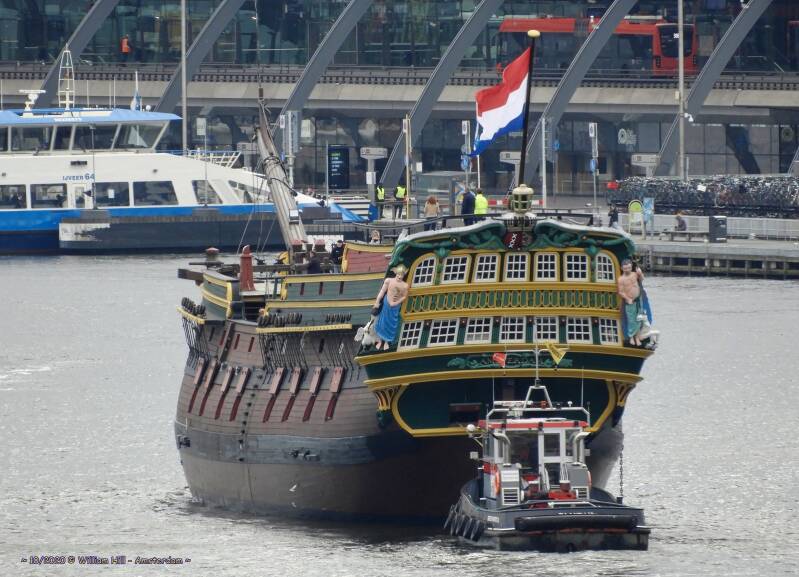 tug RODIE 2 with VOC ship AMSTERDAM