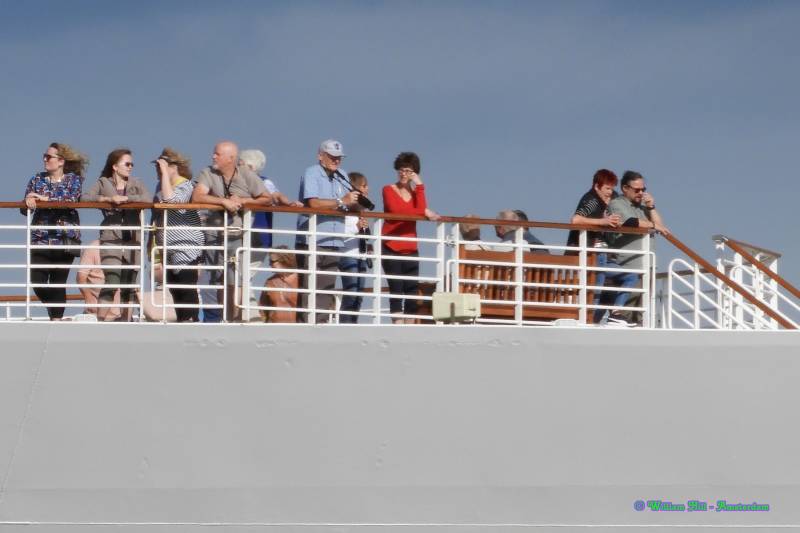 eew ...an extra nose pick 