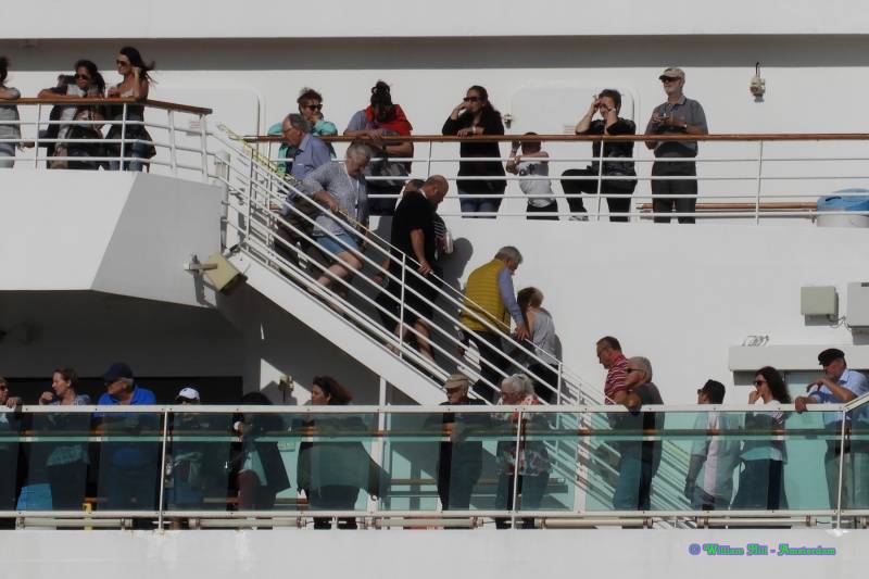 people and stairs... pfff