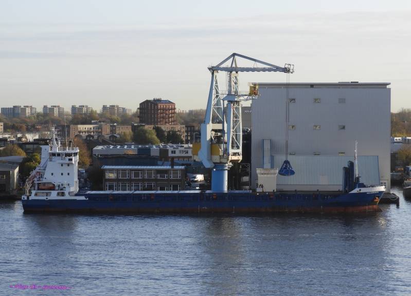 WILSON CEUTA  +  MAJA SKYFALL