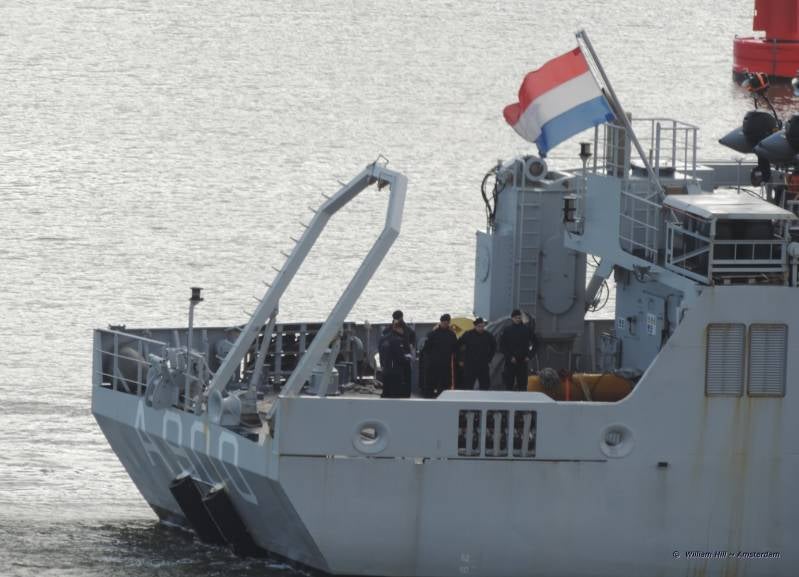 Zr.Ms. MERCUUR  (A900)