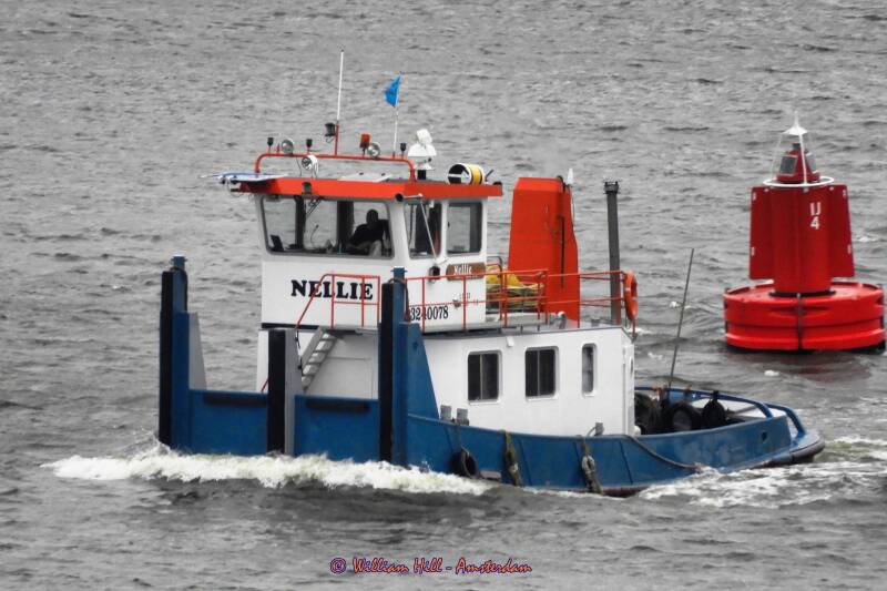 pushboat NELLIE