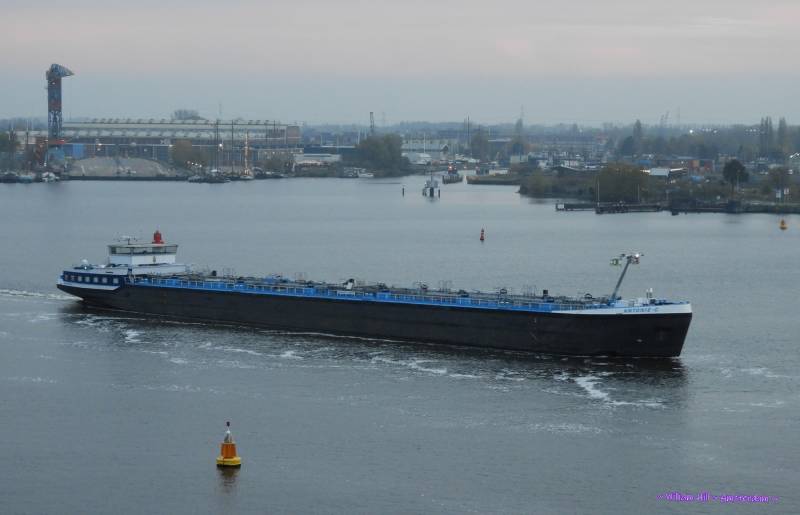 (23)  8:17 ANTONIE-C