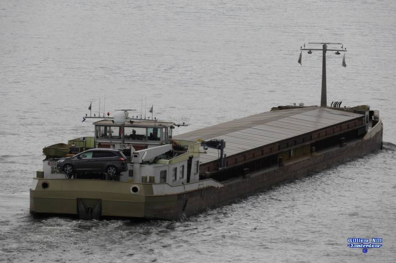 cargo vessel 'GEJA S'