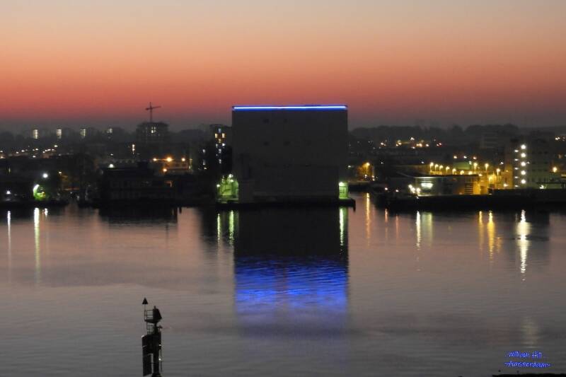 (21), 05:37, GOODMORNING OMYA (smokey from easter-fires from Germany)