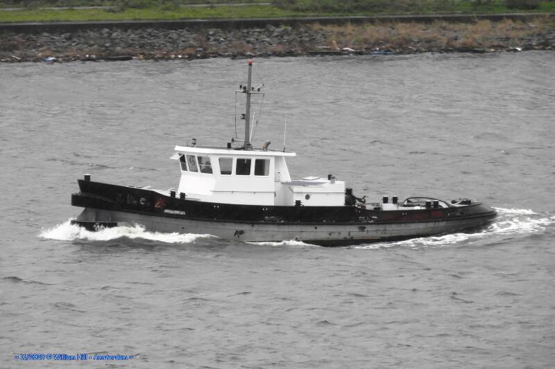 tug, ..no name or imo visible..