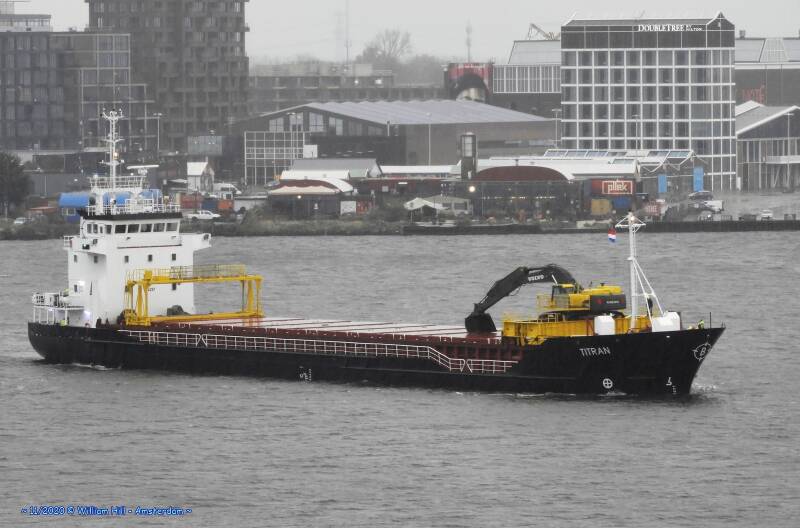 it's raining hard and there is the Norwegian coaster TITRAN for OMYA