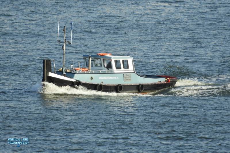 tug 'EVA'