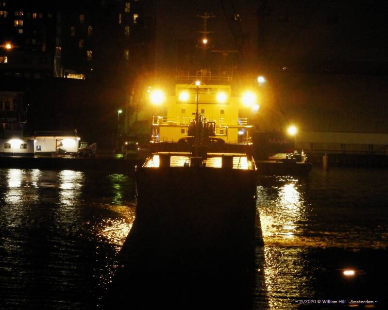 am blinding them too by the reflecting of the lens