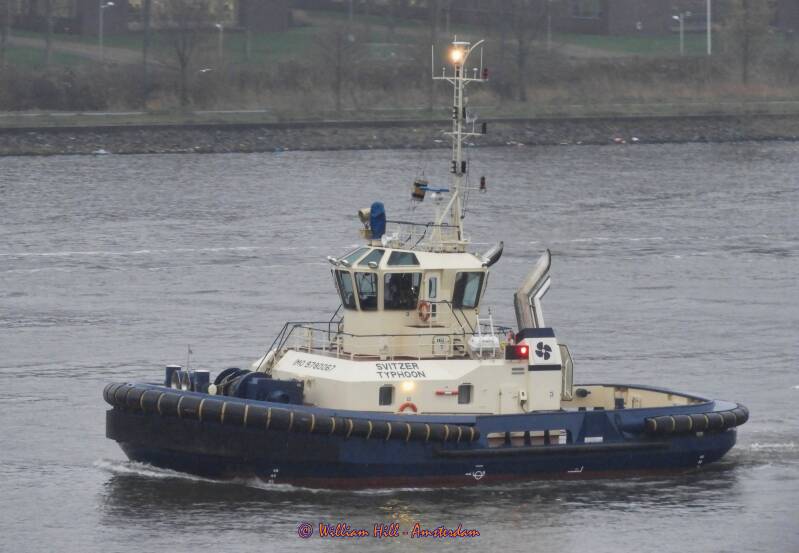 harborassisting tug SVITZER TYPHOON