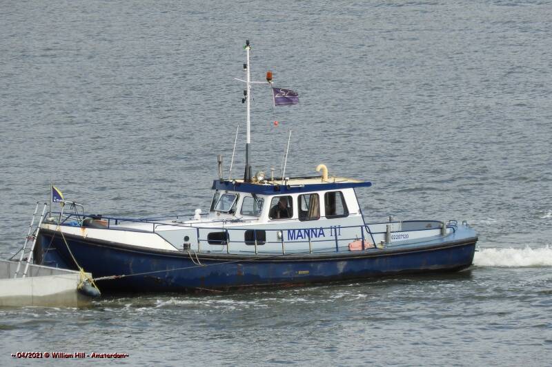 tug MANNA  III