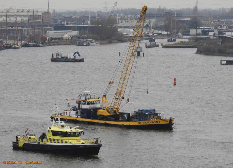 RWS70 + SMIT WAALHAVEN 8