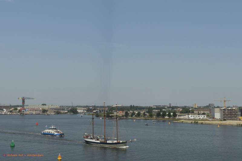 I see there a shadowline