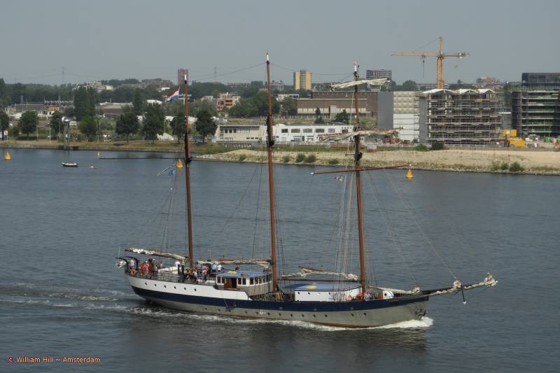 Sailship LEAFDE FAN FRYSLAN