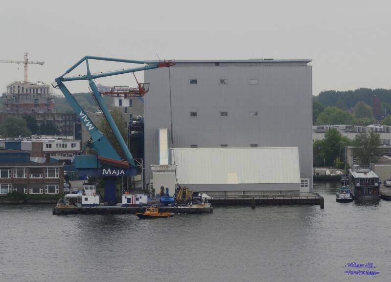 floating crane MAJA ENTERPRISE 