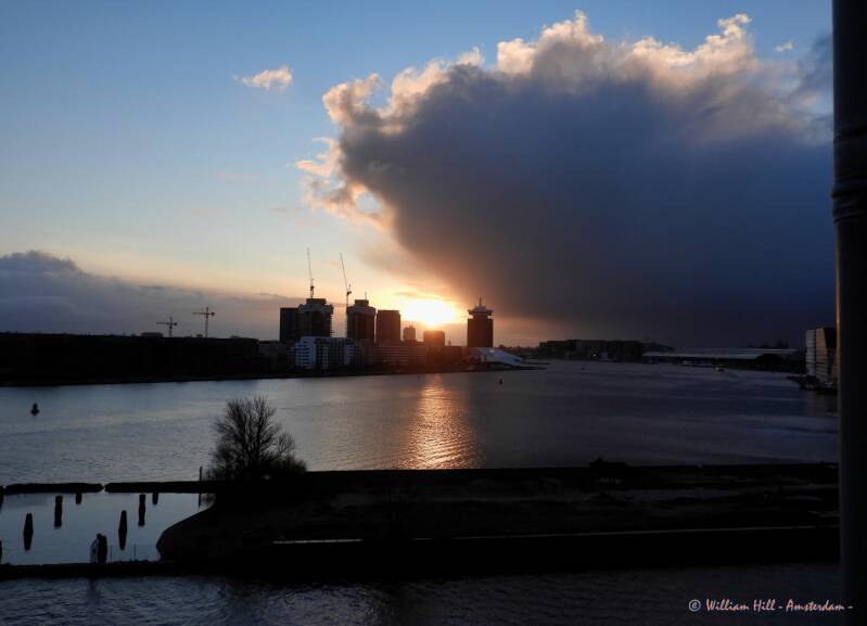 (9)  Morningview at 9:07