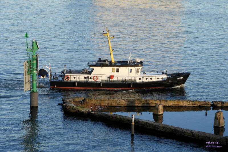 (04.12) - pleasureboat 'Twelen'
