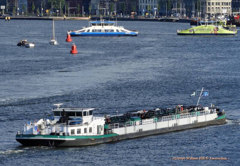 inlandtanker EEMSTROOM, (ferries; IJveer 55 + 60)