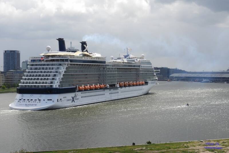 passengership Celebrity SILHOUETTE (319x37m)