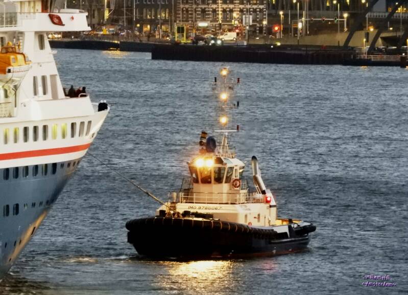 (09.12) - 'Svitzer Typhoon'