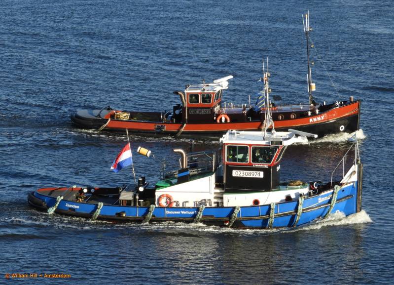 (27) -  tugs SANDRA &amp; ANNY