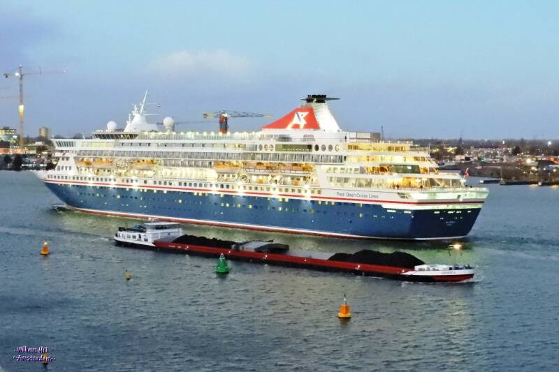 (10.12) - Goodbye 'Balmoral' 