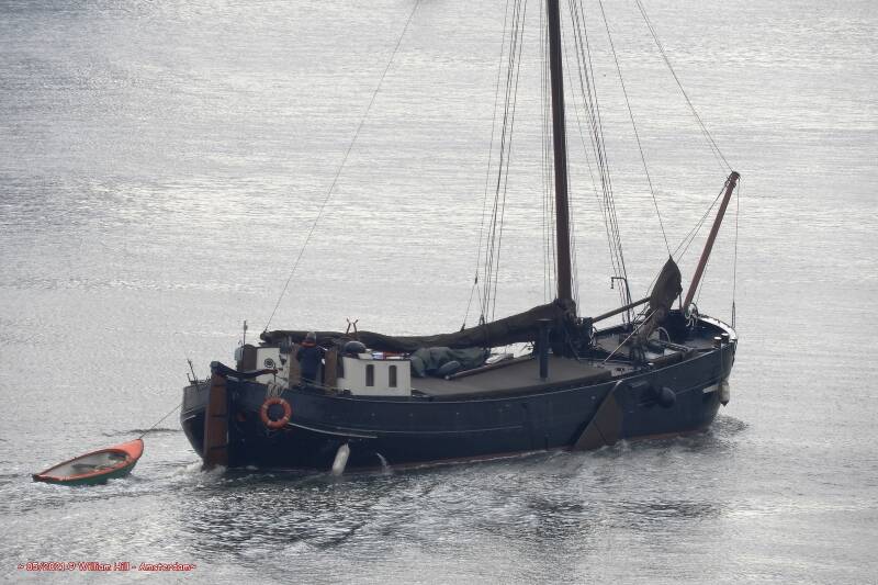 nice but no (visible) name