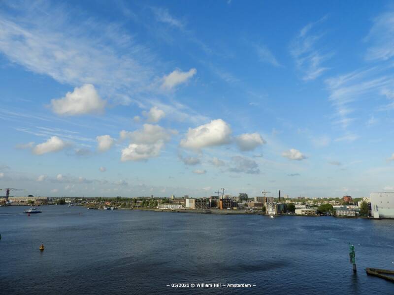 nice blue weather, little clouds, stripes