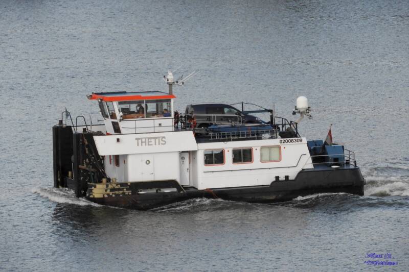 pushboat THETIS