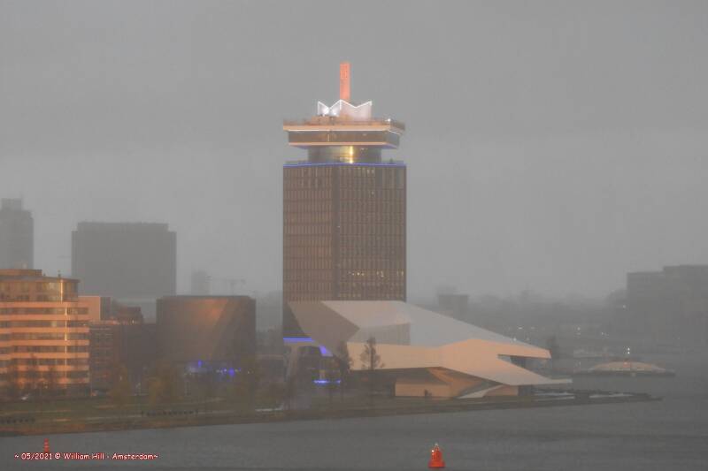 so much that the view seems like in the fog