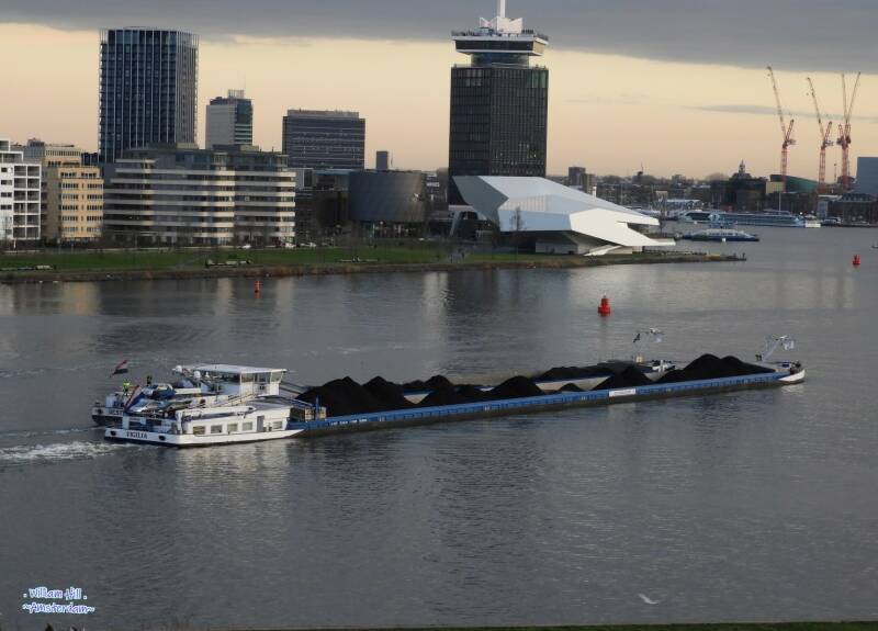 (24.12)  cargo 'Vigilia' &amp; 'Destiny'