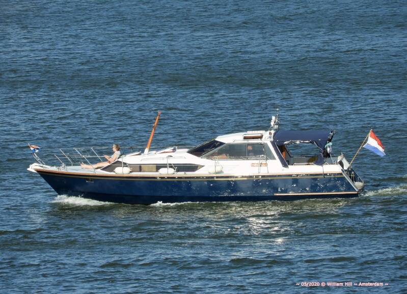 pleasureboat ICHTHUS