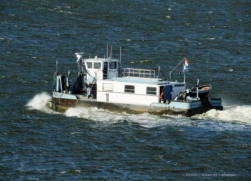 pushboat OSCAR, all looks nicer with hard wind and sun