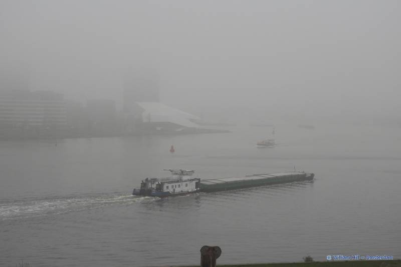 (21)  A cold and foggy day