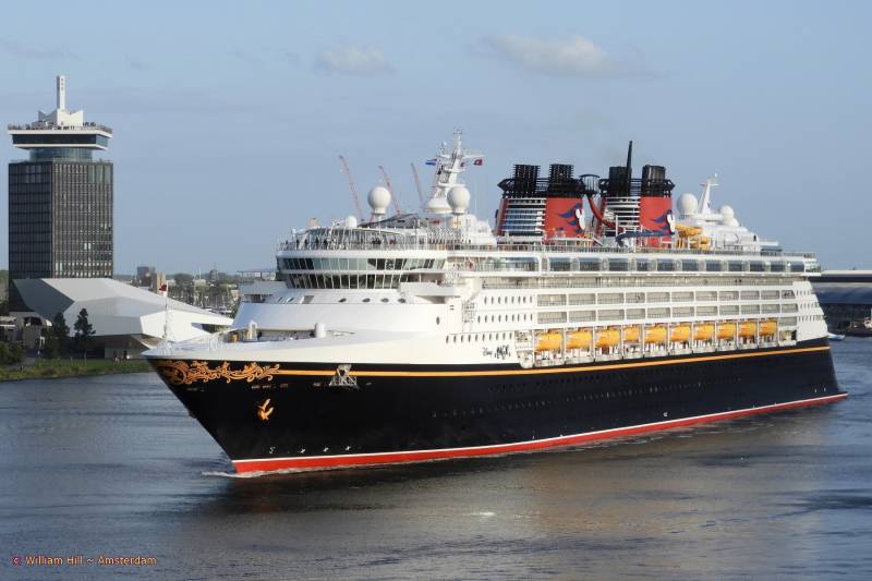 DISNEY MAGIC (294x32m)