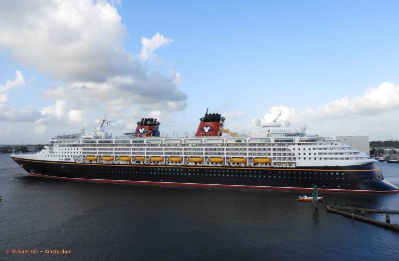 DISNEY MAGIC (294x32m)